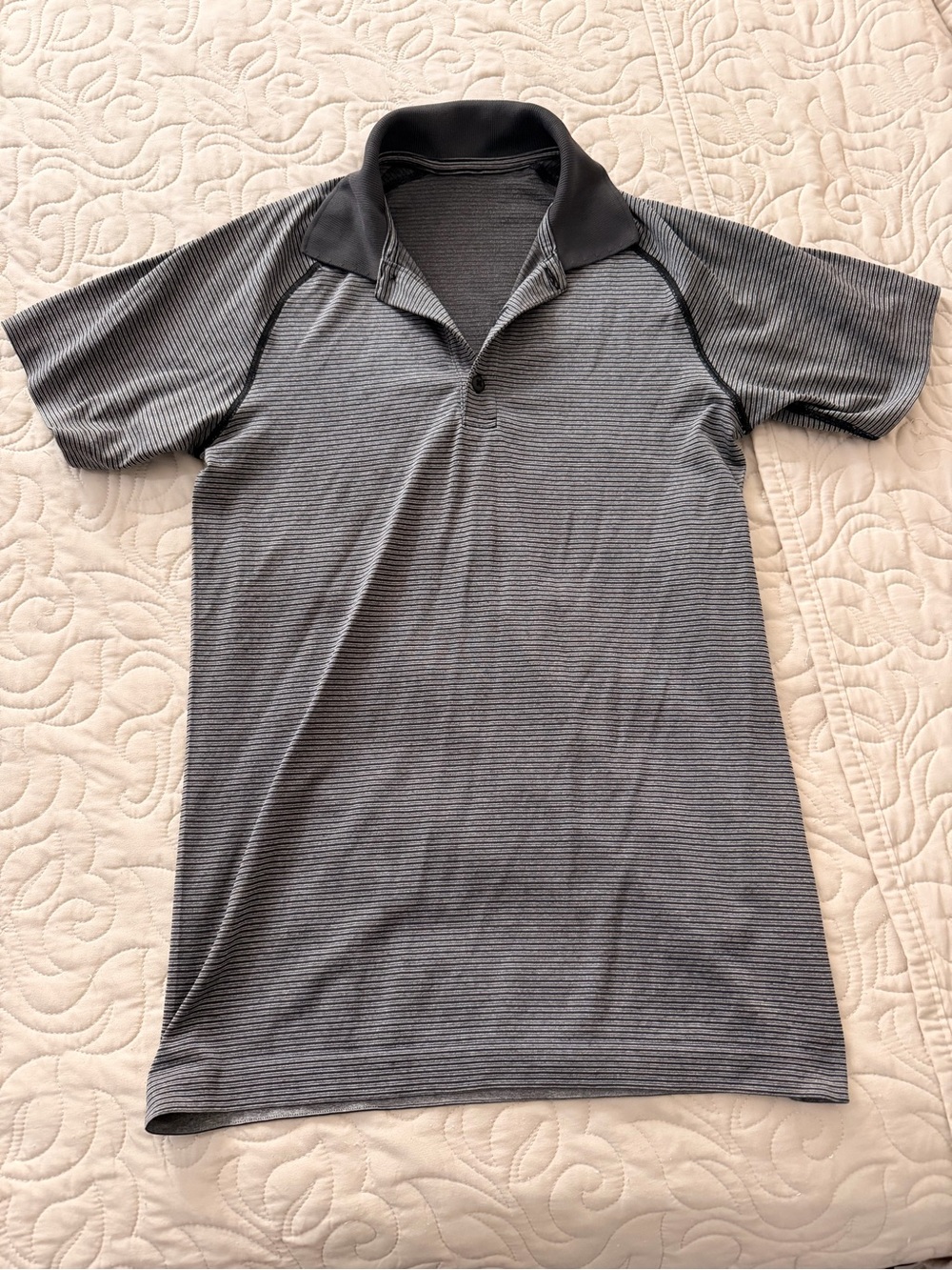 Lululemon shirt Men's Evolution Polo Preppy Short Sleeve casual golf XS